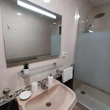Cdz - Arteaga- Two With Queen Bed Apartment Cadiz