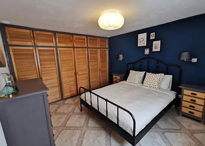 Cdz - Arteaga- Two With Queen Bed Apartment Cadiz